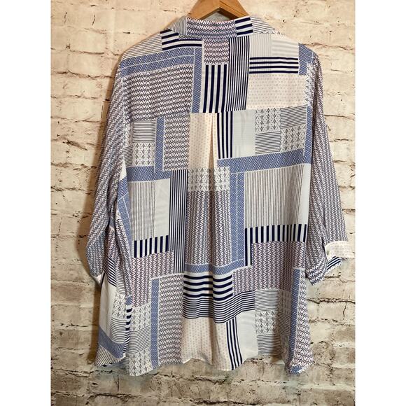 Rose + Olive Top Womens 2X Blue & Pink Patchwork Mixed Print Button Up Artsy - Picture 12 of 14